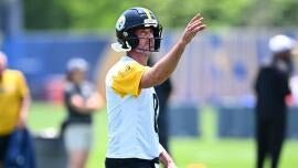 Aaron Rodgers a hué pendant le camp d'entraînement pour se référer au Super Bowl de Packers -sejr sur les Steelers