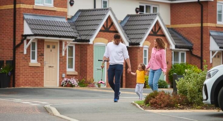 La famille passe par le développement du logement