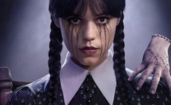 "Mercredi" Affiche de la saison 2 avec Jenna Ortega.