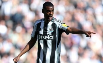 Transférer des rumeurs, News: Newcastle dit à Isaac qu'il ne peut pas rejoindre Liverpool