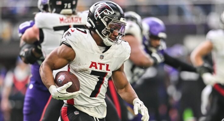 2025 Fantasy Football Position Rankings: NFL Model fabrique un QB optimal, WR, RB, thé, kicker, choix de défense
