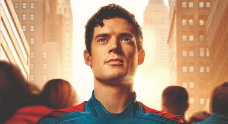 "Superman" Stars David Corenswet comme Mon of Steel / Clark Kent.