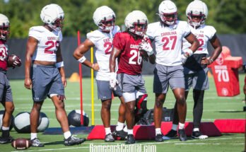 south carolina gamecocks wr mazeo bennett