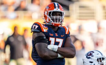 Le secondeur extérieur de l'Illinois Gabe Jacas (football d'interface utilisateur)