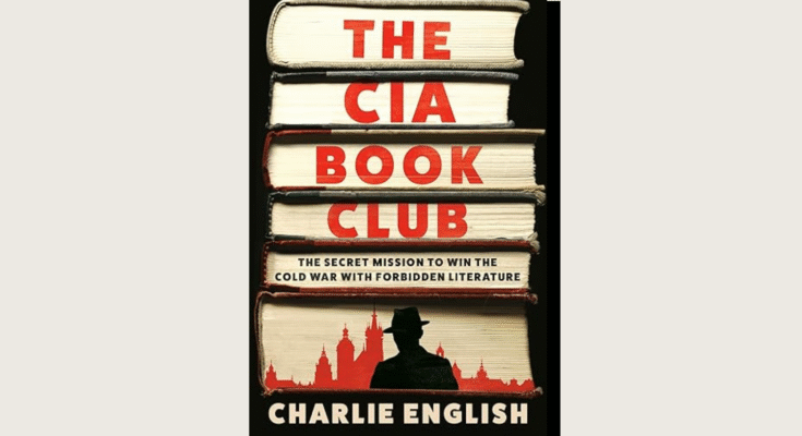La couverture du livre pour le club de lecture de la CIA par Charlie English.