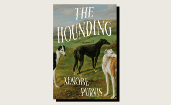 La couverture du livre au sol par Kenobe Purvis.