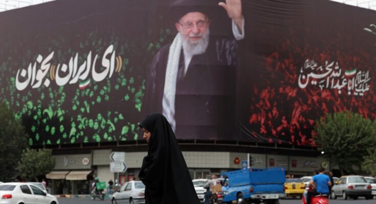 L'ancien FM iranien Zarif décrit un chemin diplomatique.