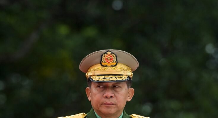 Myanmar Junta Leader Plans Choice, terminant le mode d'urgence
