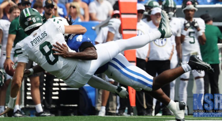 Le secondeur du Kentucky, Steven Sole Jr. Sacks, quart-arrière de l'Ohio Nick Poulos - Dr Michael Huang, Kentucky Sports Radio