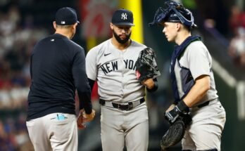 Aaron Boone de Yankees parle la décision de s'en tenir à la lutte contre Devin Williams dans la perte des Rangers