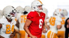 Joey Aguilar nommé Tennessee Start QB: L'application précédente State Star Reinvigore les attaques de passage des Vols peut-elle?