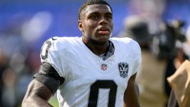 Jakorian Bennett Commerce Personnages: Eagles Bather Challenge à la compétition CB, Raiders ajoute de la profondeur DT