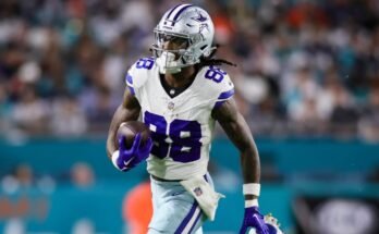 2025 Fantasy Football Position Classement: le modèle éprouvé révèle le meilleur NFL QB, WR, RB, TE, Kicker, les choix de défense