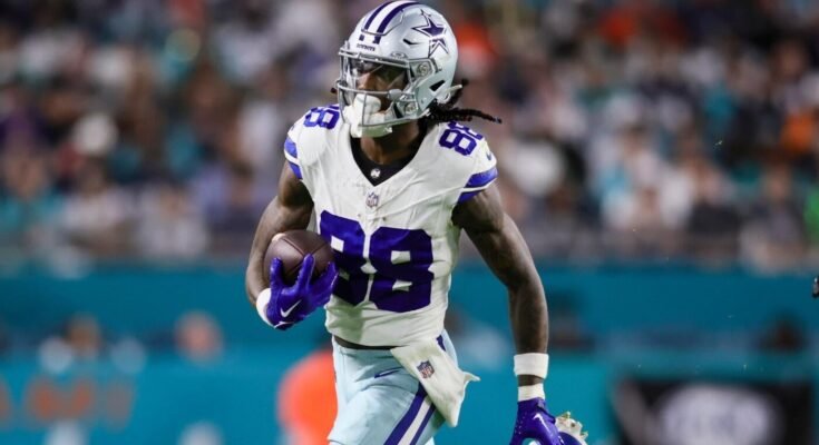 2025 Fantasy Football Position Classement: le modèle éprouvé révèle le meilleur NFL QB, WR, RB, TE, Kicker, les choix de défense
