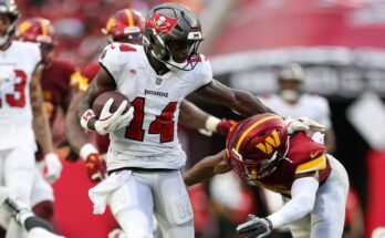 Fantasy Football Classes 2025: les dormeurs de l'ordinateur de la NFL ont appelé la saison dominante de James Cook