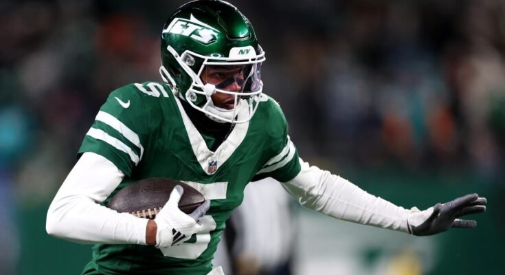 Fantasy Football Classes 2025: Les dormeurs du même modèle NFL prouvé qui ont appelé l'année massive de James Cook