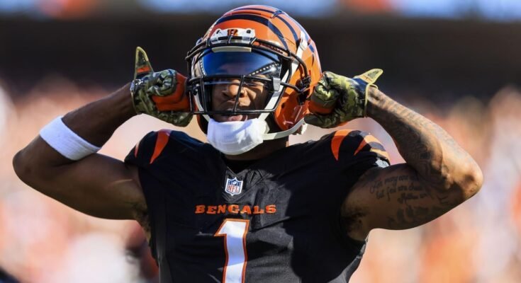2025 Fantasy Football Position Rankings: NFL Model révèle le Top QB, WR, RB, le thé, le botteur, les choix de défense