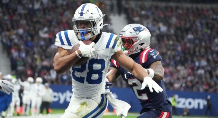 Fantasy Football Classes 2025: Busts by NFL Model qui prédit l'année lente de Raheem Mostert