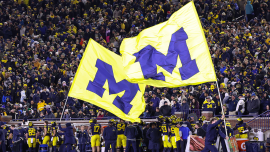 Les sanctions du Michigan montrent les penalties NCAA qui changent avec les temps: les portefeuilles de vidange arrivent comme dissuasion primaire