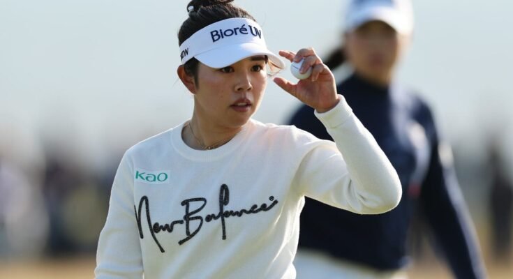 Miyu Yamashita s'accroche pour mener à AIG Women's Open; Charley Hull trois à gauche