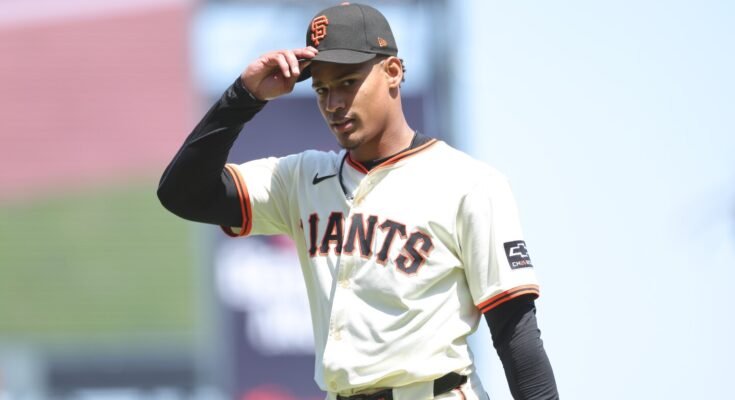Rapport plus proche du baseball fantastique: échéance des délais et emplacements plus proches après le trading