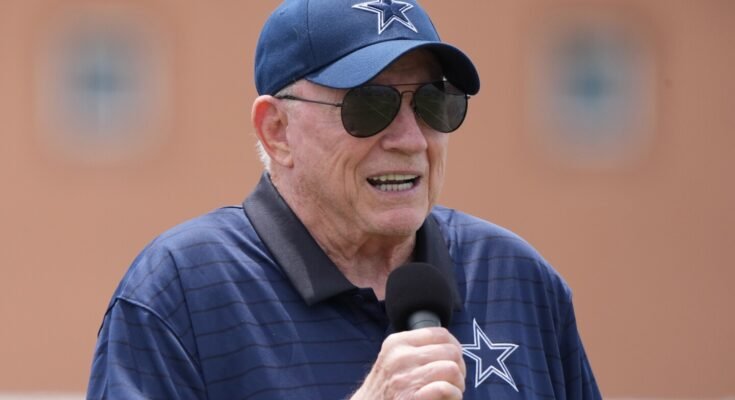 Jerry Jones sur la conclusion des accords de poignée de main: comment j'ai acheté des cowboys
